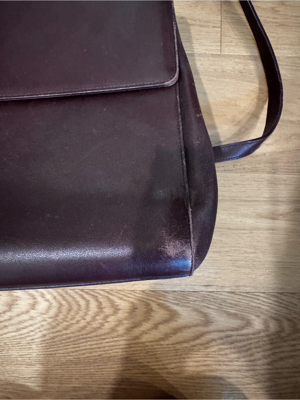 Saint Laurent Deep Burgundy Leather Satchel with Top Handle - Picture 3 of 9